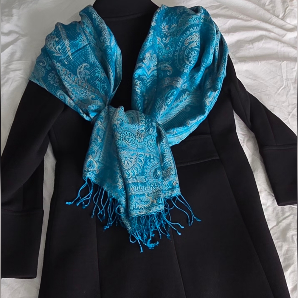 Silk-Cashmere Shawl/Scarf-Vibrant Teal Blue-Dubai's Exclusive Elegance
